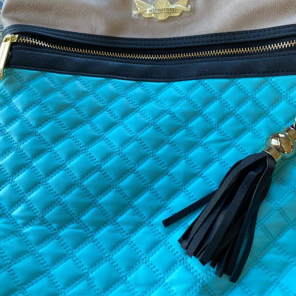 Destination purse - Picture 3 of 8